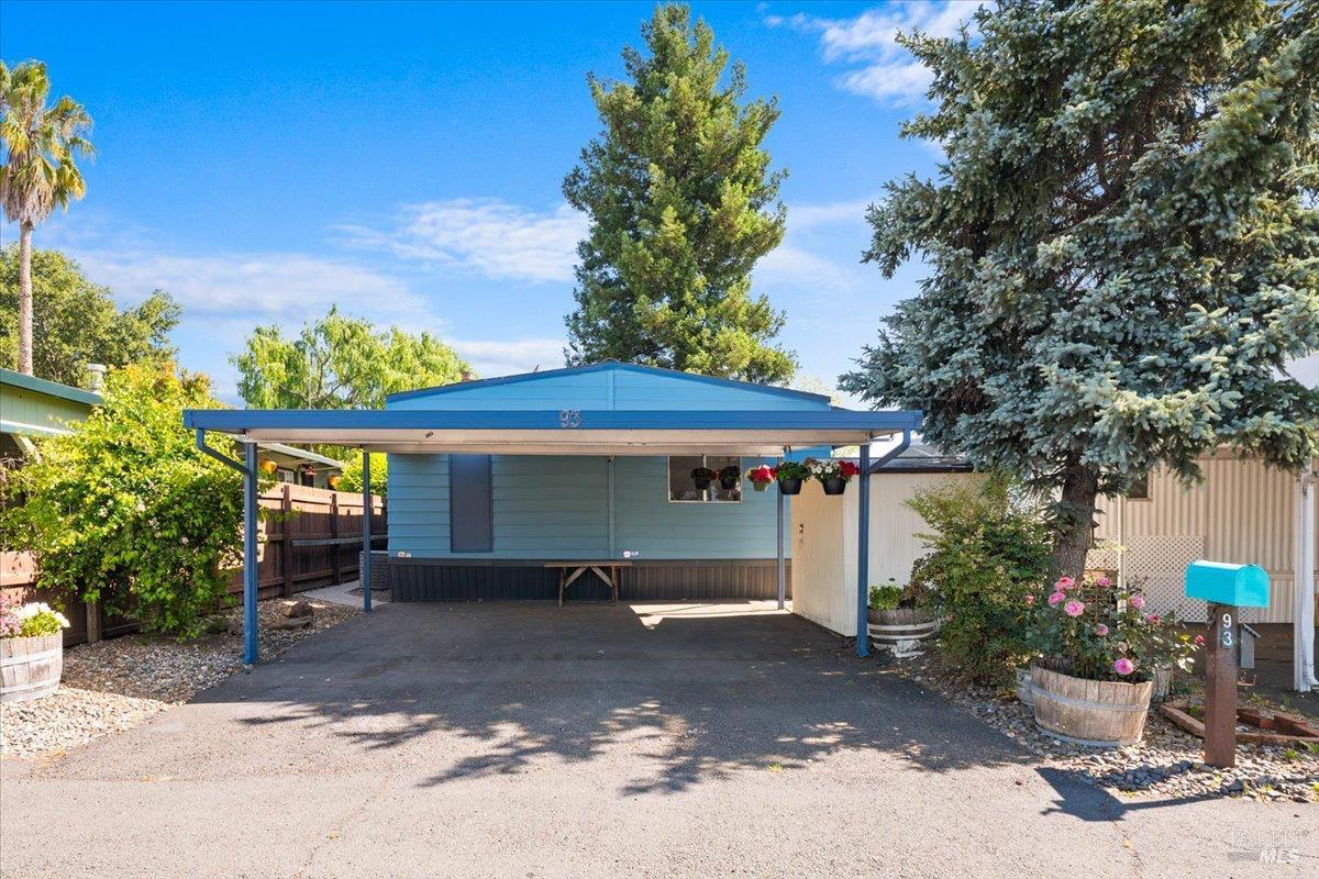 93 Walnut Circle