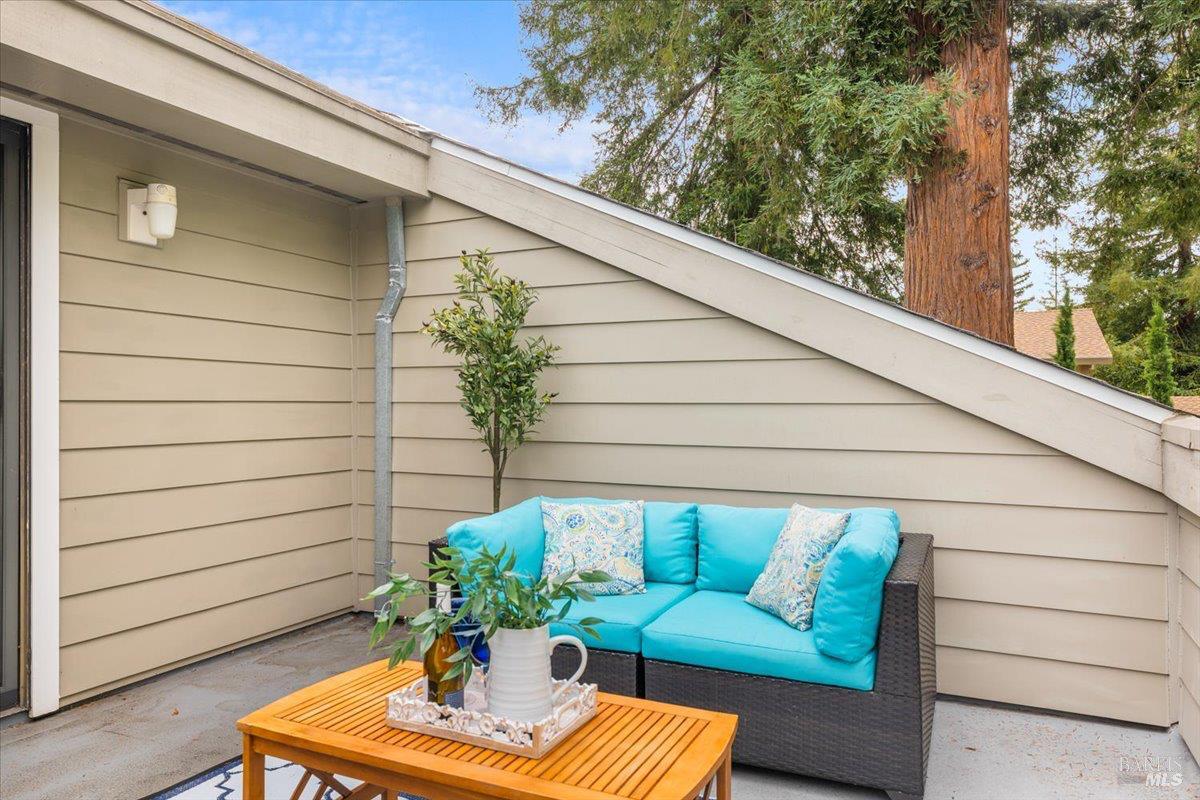 429 Carrillo Street