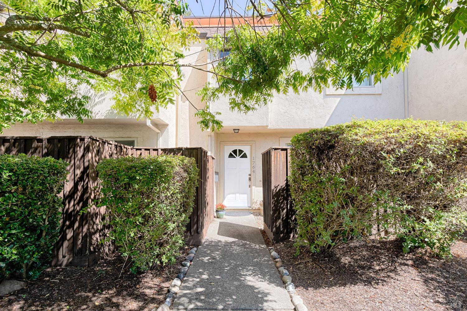 1764 Las Raposas Court