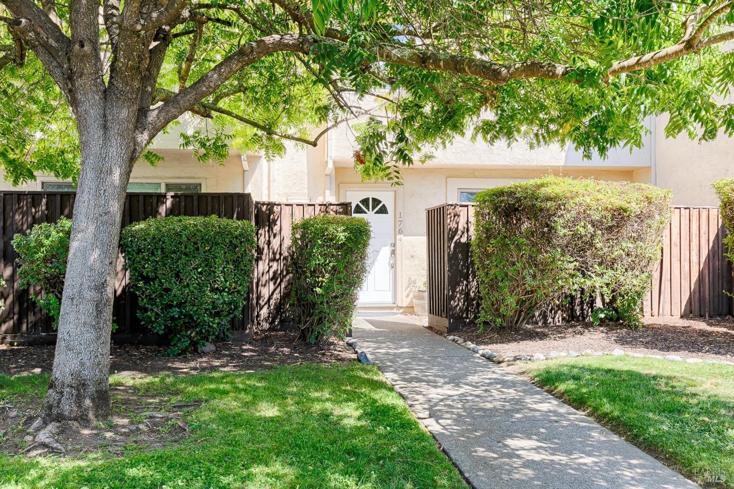 1764 Las Raposas Court