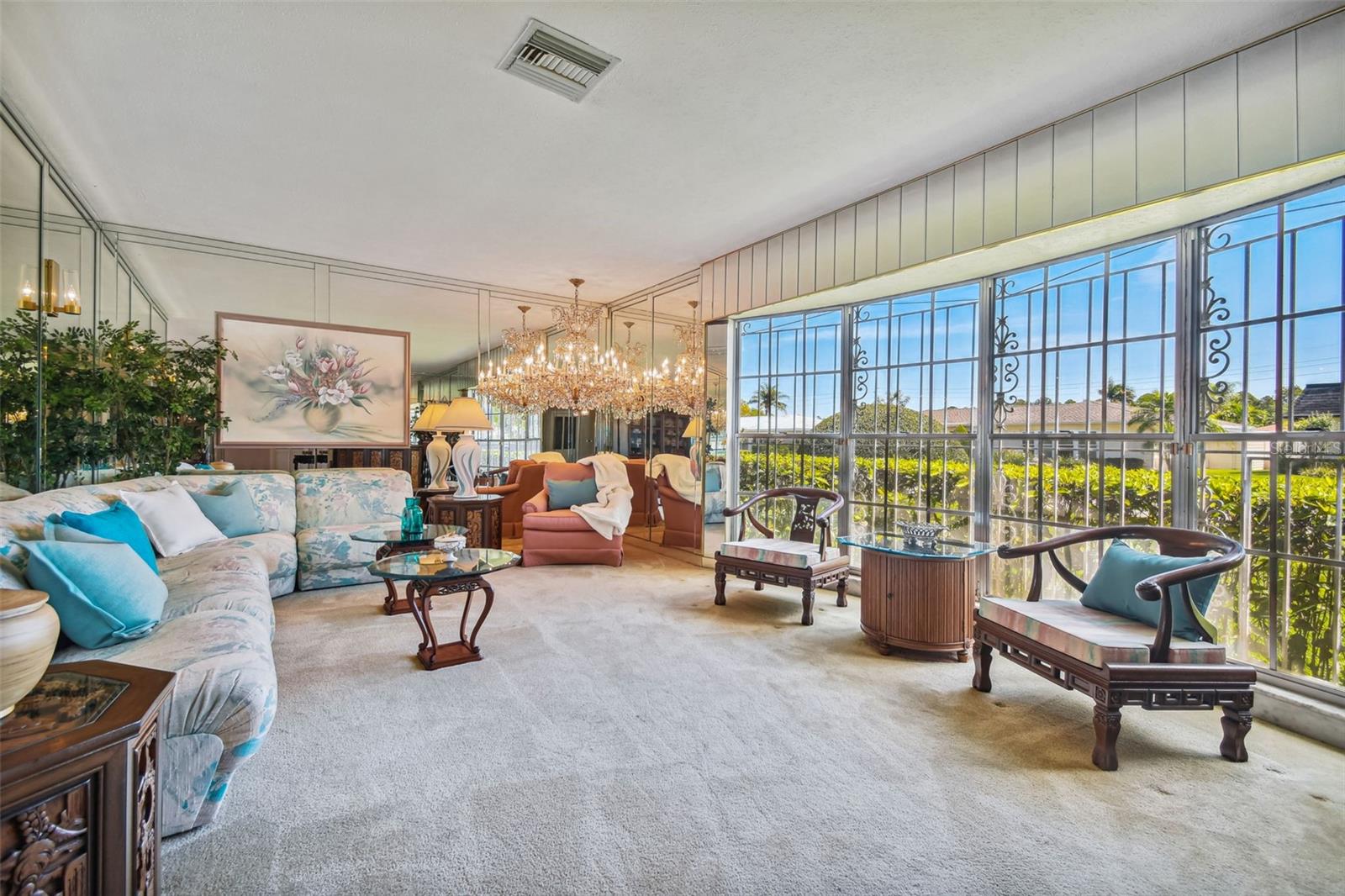 3936 VENETIAN WAY