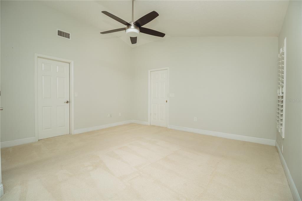 17617 NATHANS DR