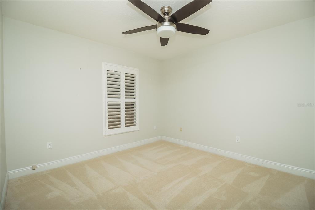 17617 NATHANS DR