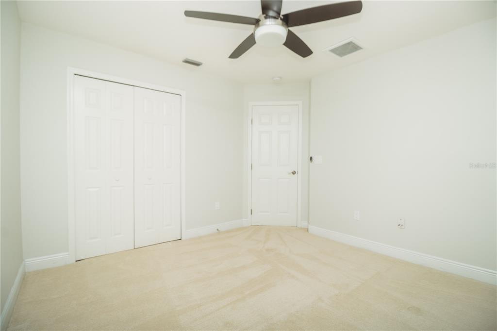 17617 NATHANS DR