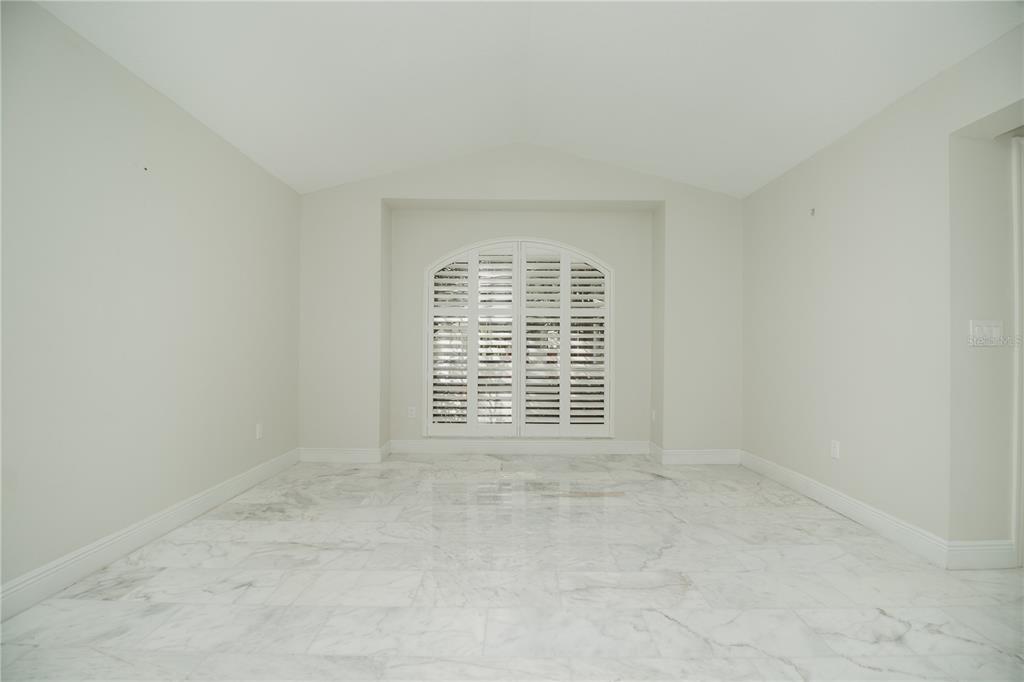17617 NATHANS DR