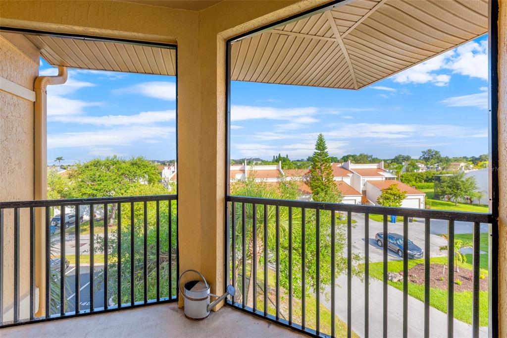 4323 BAYSIDE VILLAGE DR #312