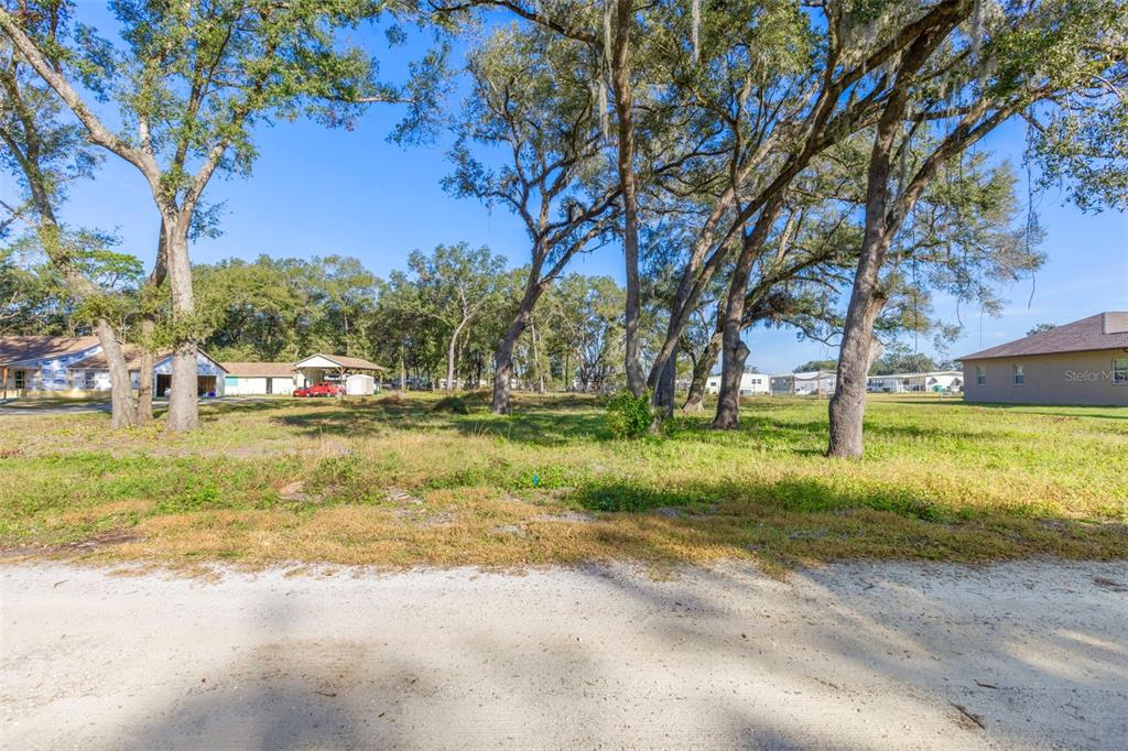 37409 NEIGHBORS PATH