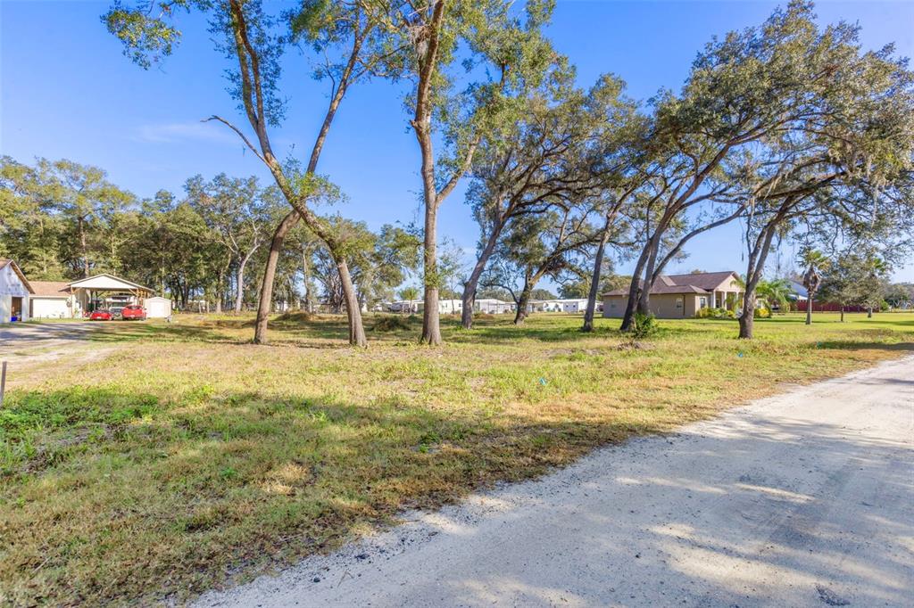 37409 NEIGHBORS PATH