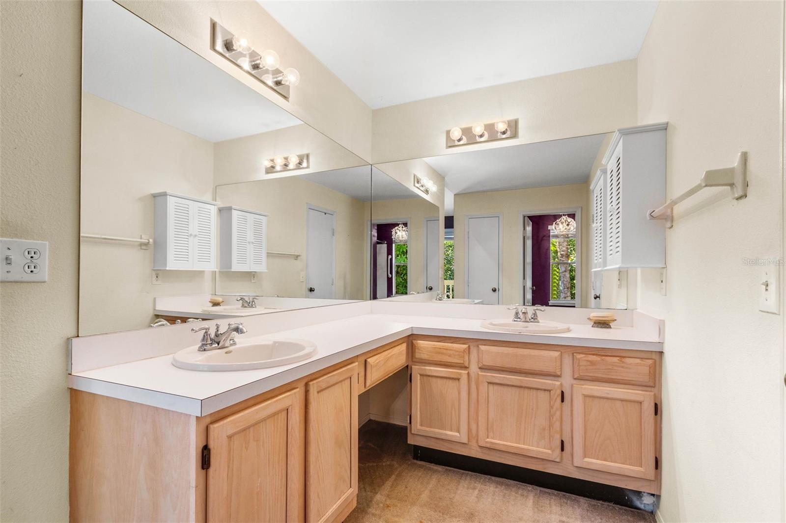 3402 CYPRESS HEAD CT