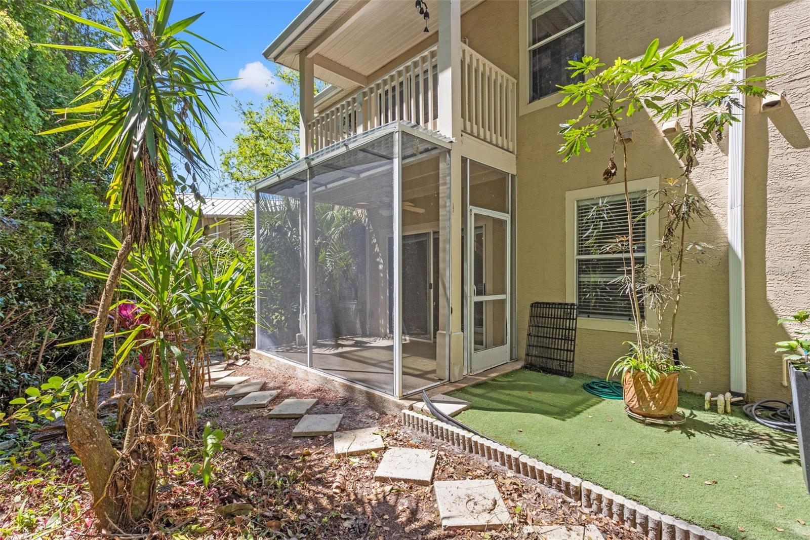 3402 CYPRESS HEAD CT