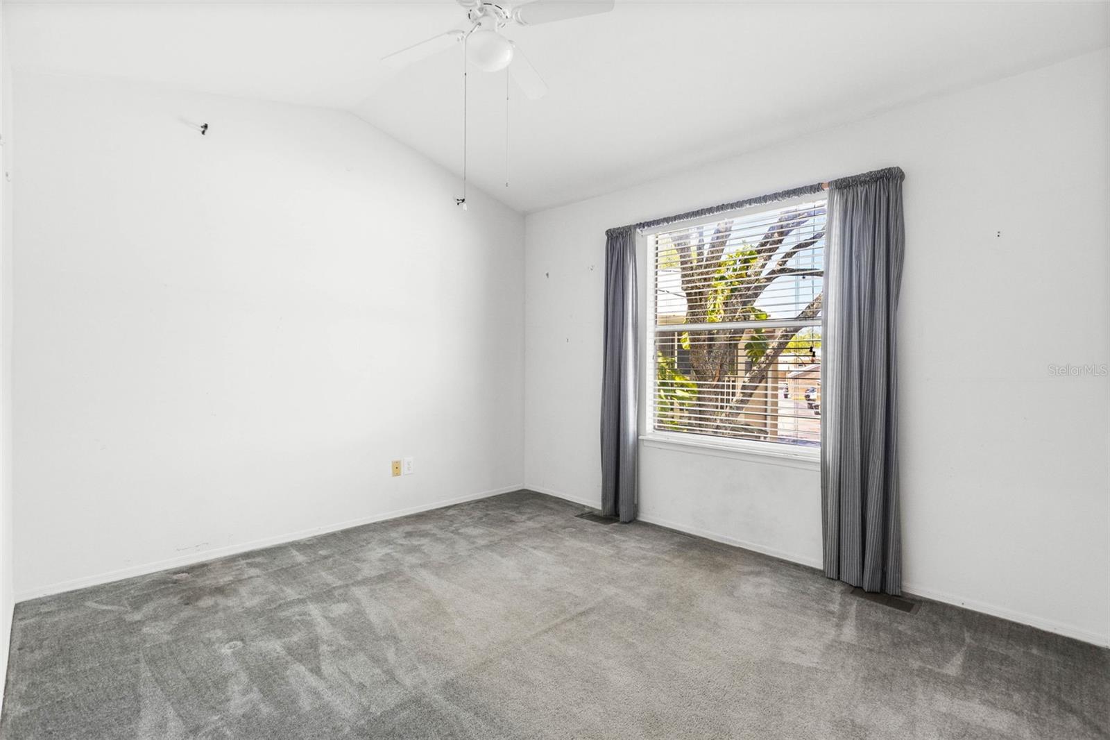 3402 CYPRESS HEAD CT