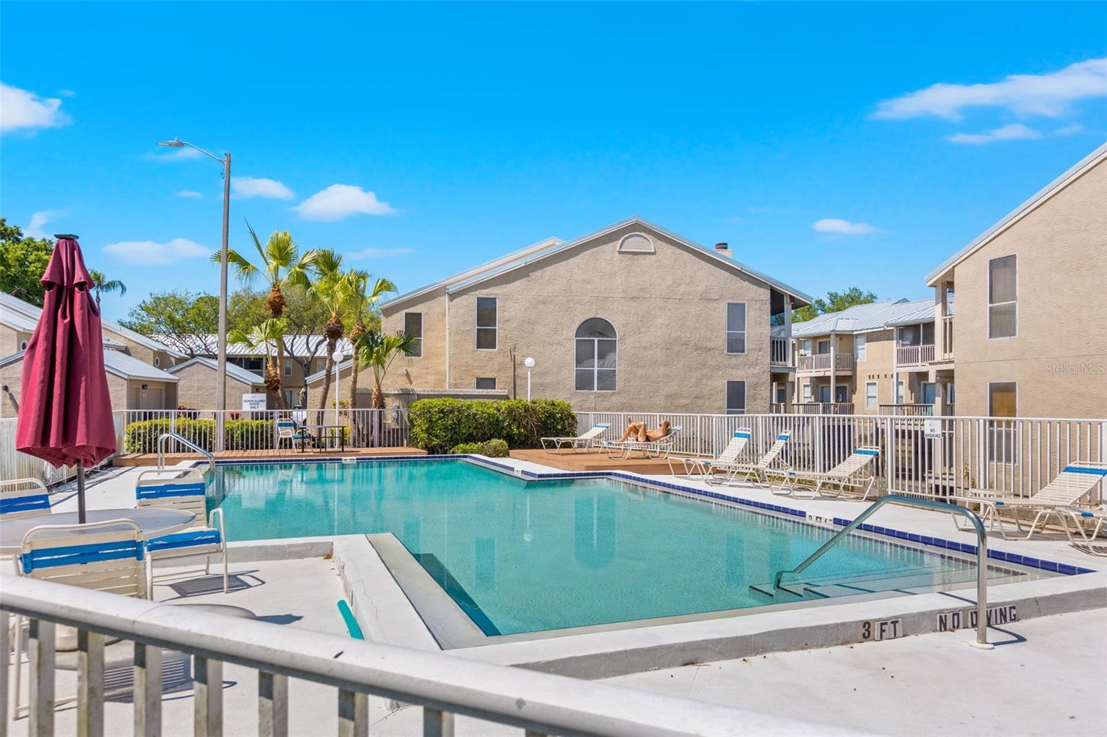 3402 CYPRESS HEAD CT