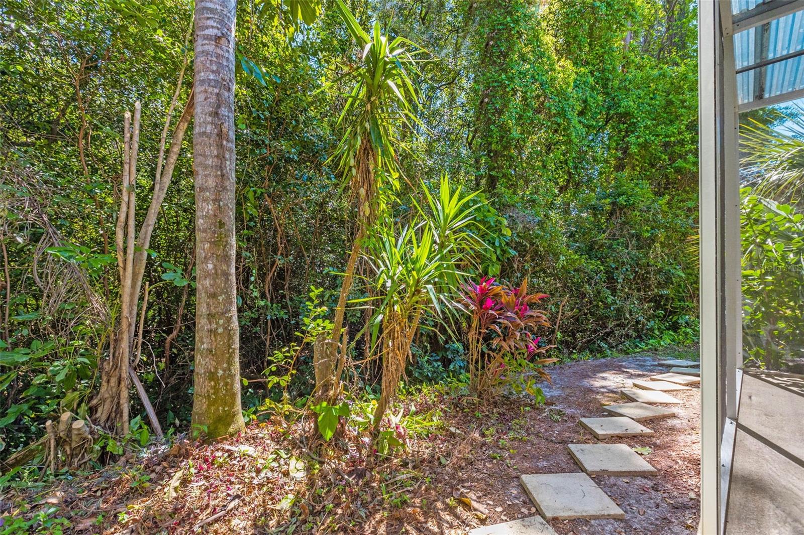 3402 CYPRESS HEAD CT