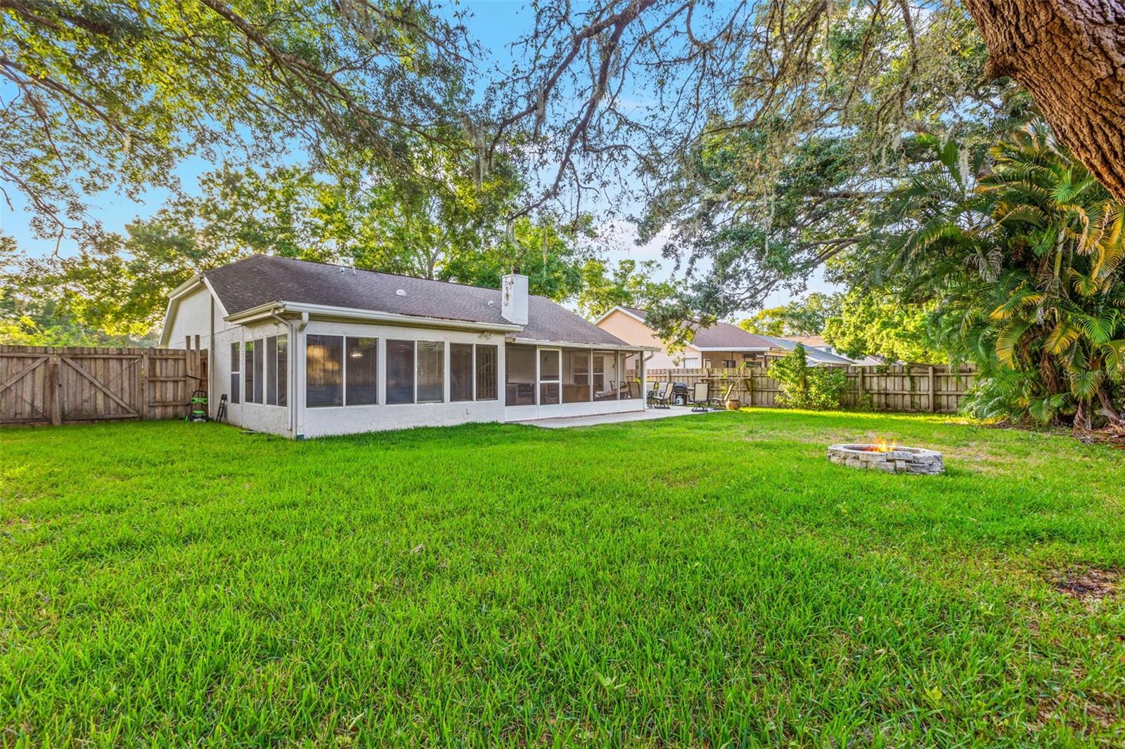 5500 REDHAWK DR