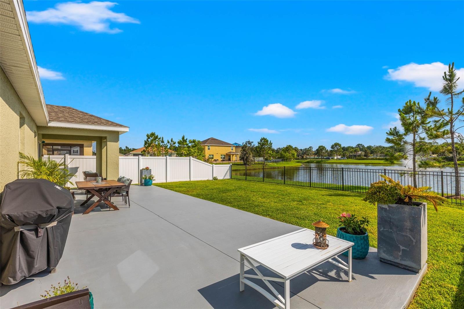 224 LONE DOVE LN