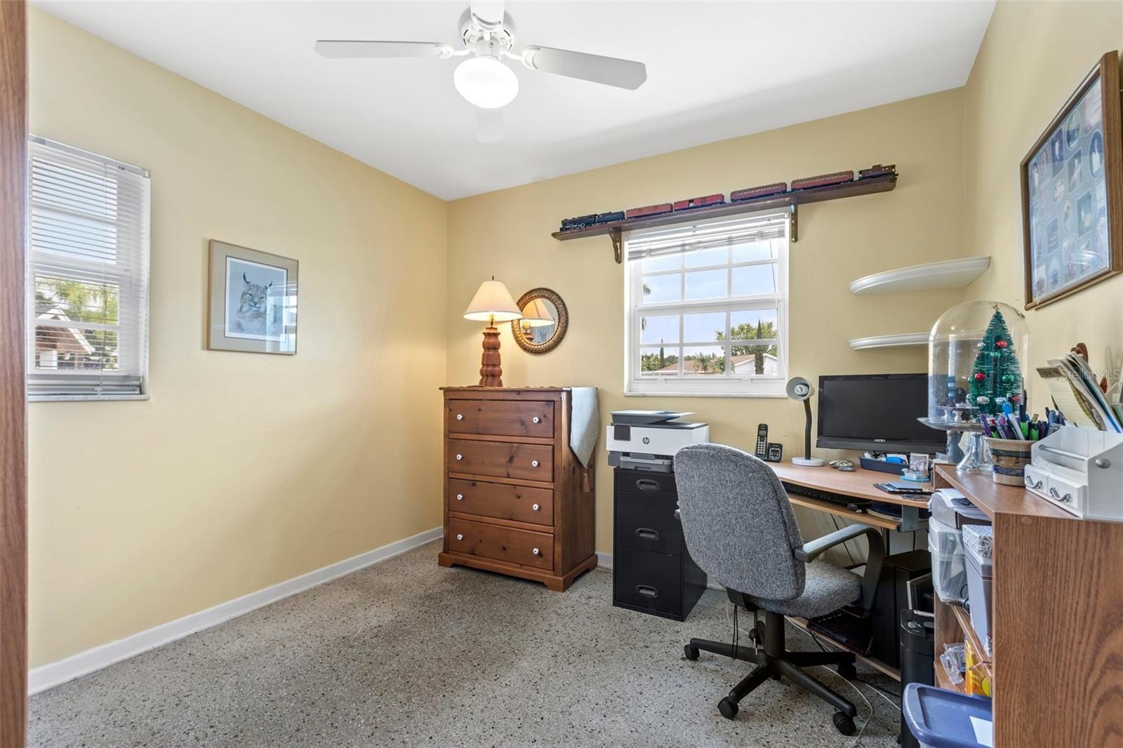 8725 HICKORYWOOD LN