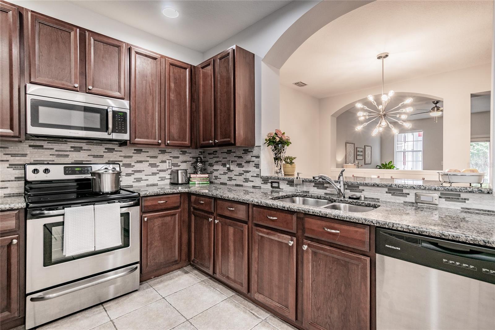 9420 GEORGIAN PARK LANE #107