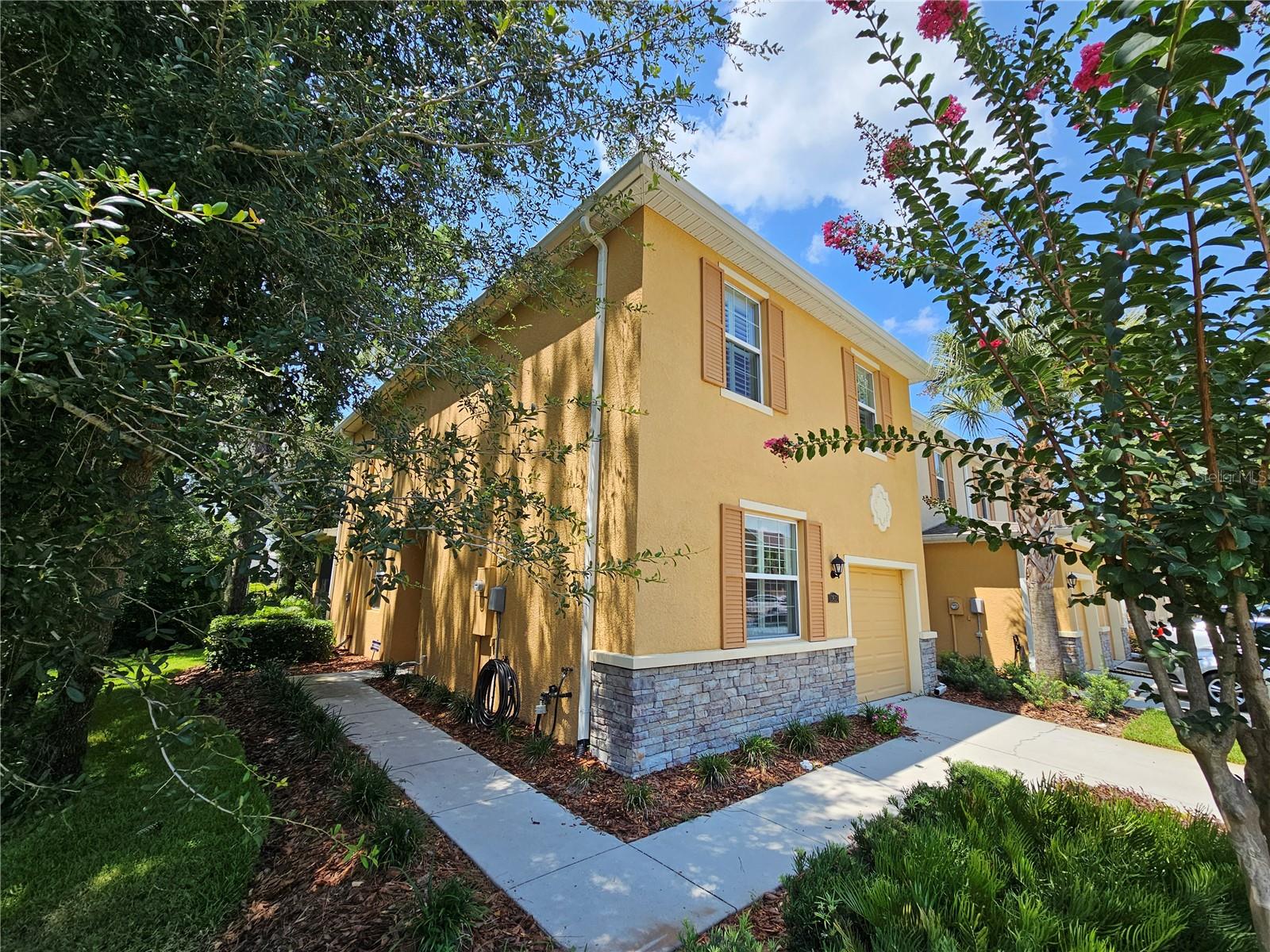 13932 SNAPPER FIN LN