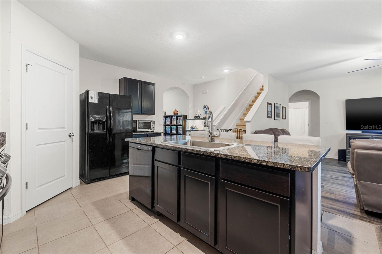 6964 SILVERADO RANCH BLVD