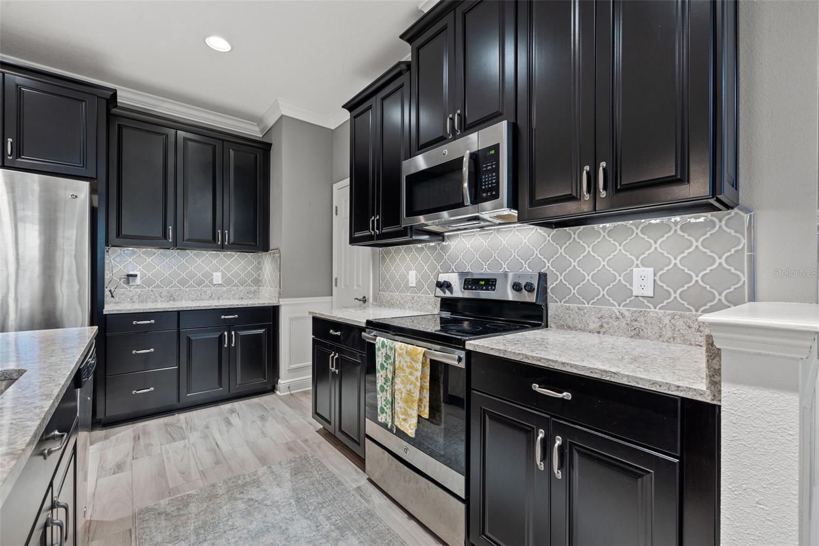 11508 CROWNED SPARROW LN