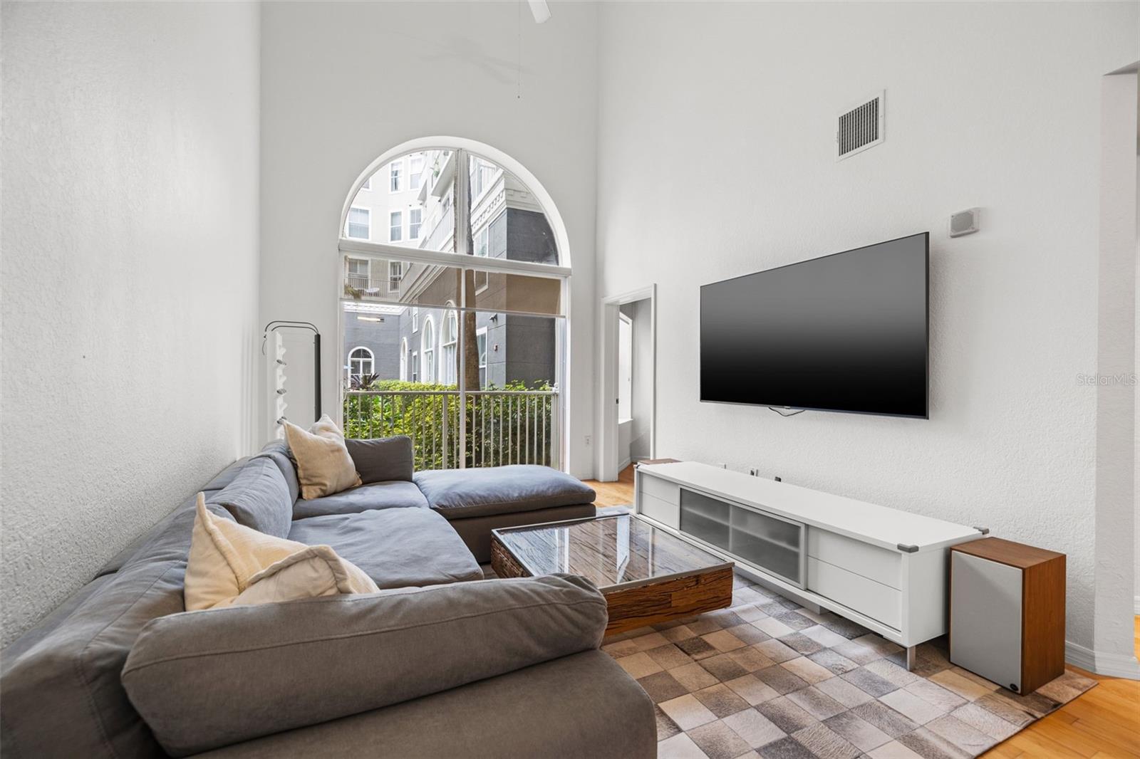 700 S HARBOUR ISLAND BLVD #142
