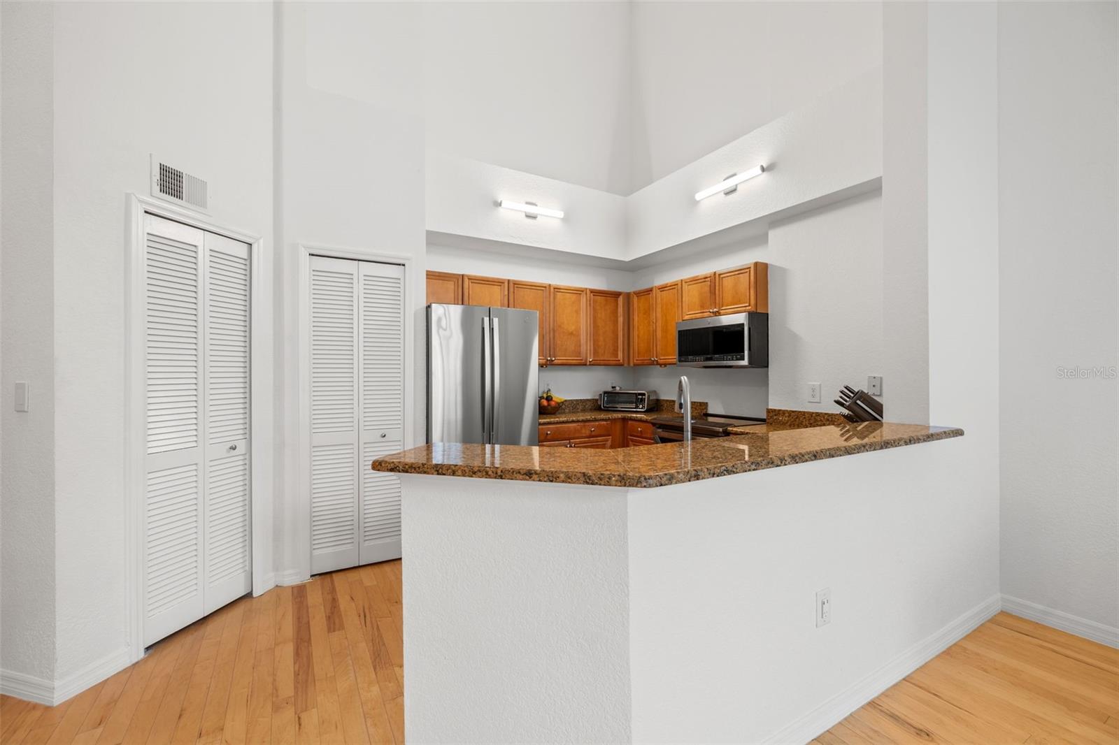700 S HARBOUR ISLAND BLVD #142