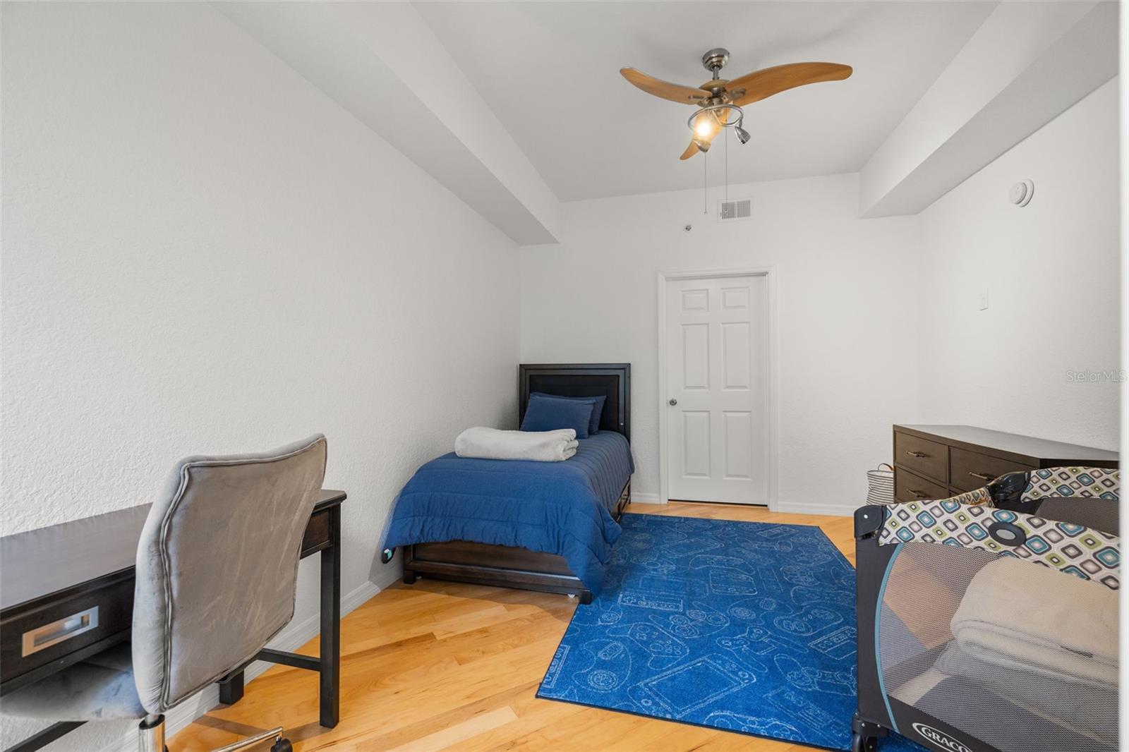 700 S HARBOUR ISLAND BLVD #142