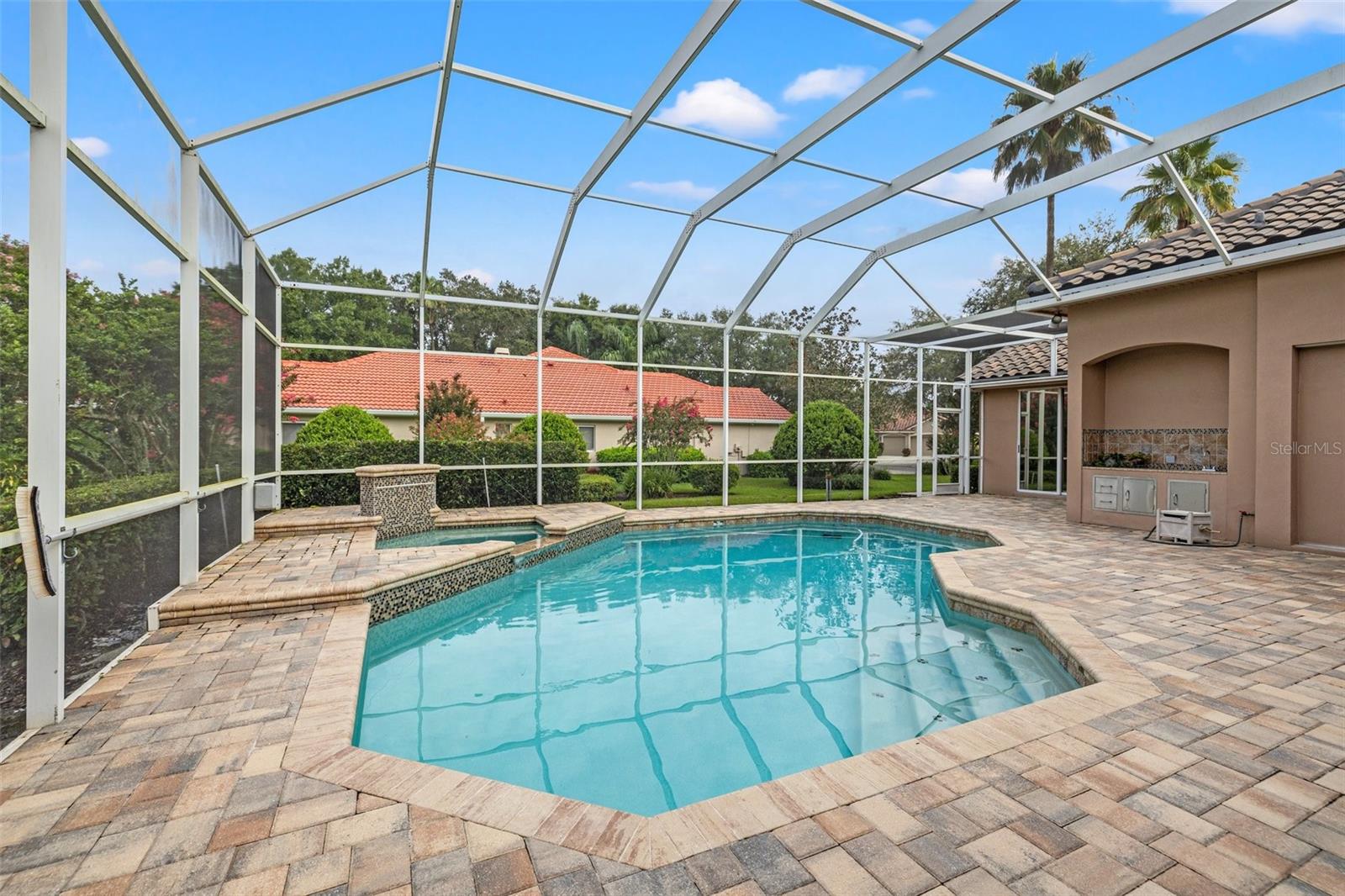 9215 HIGHLAND RIDGE WAY