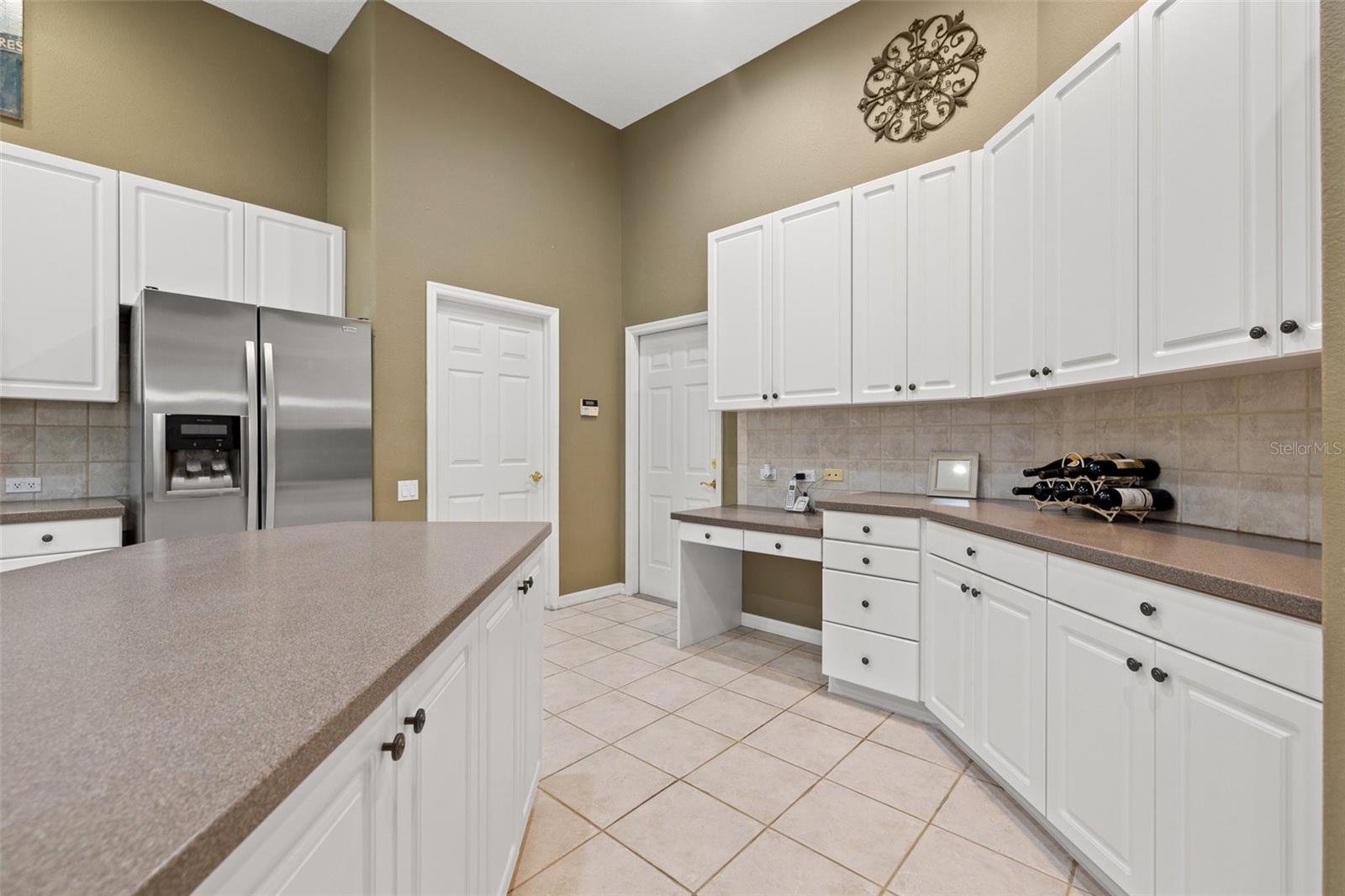9215 HIGHLAND RIDGE WAY