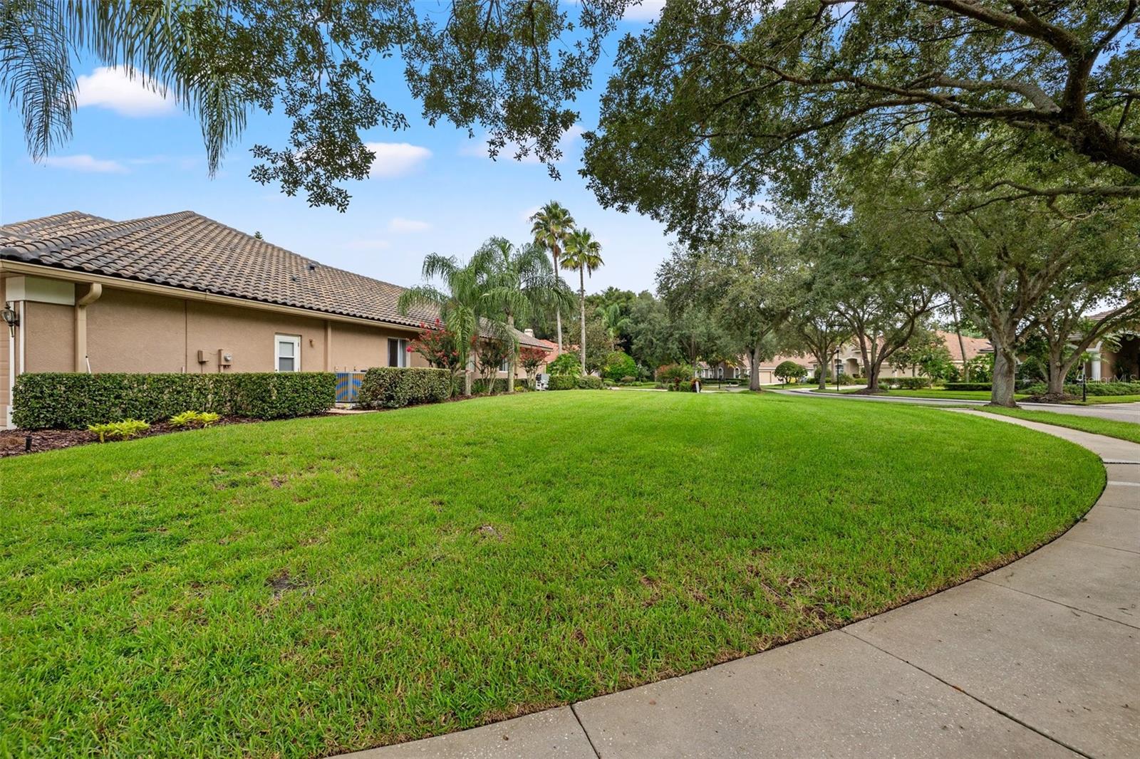 9215 HIGHLAND RIDGE WAY
