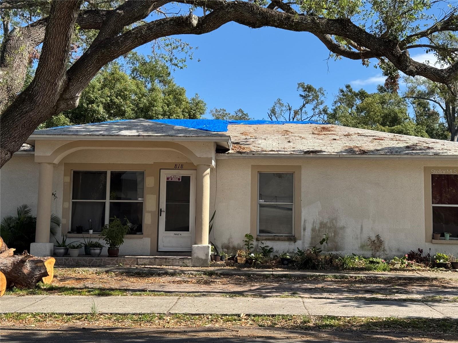 818 W SLIGH AVE