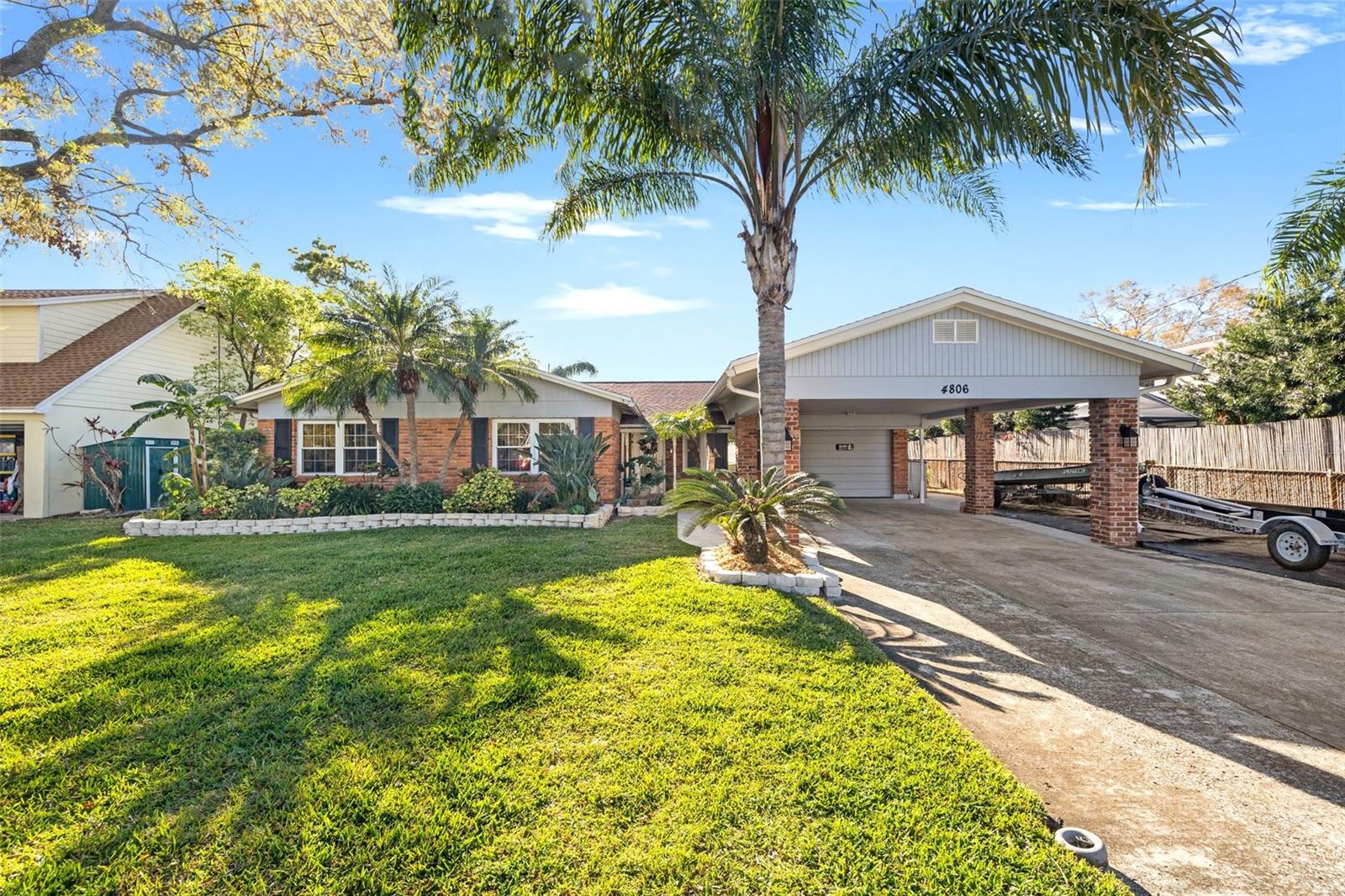 4806 BAY CREST DR