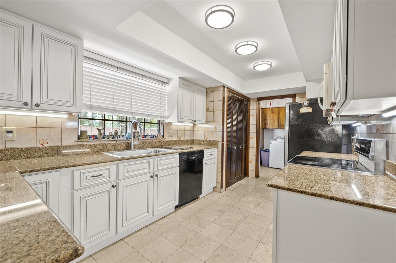 4701 KELLY RD