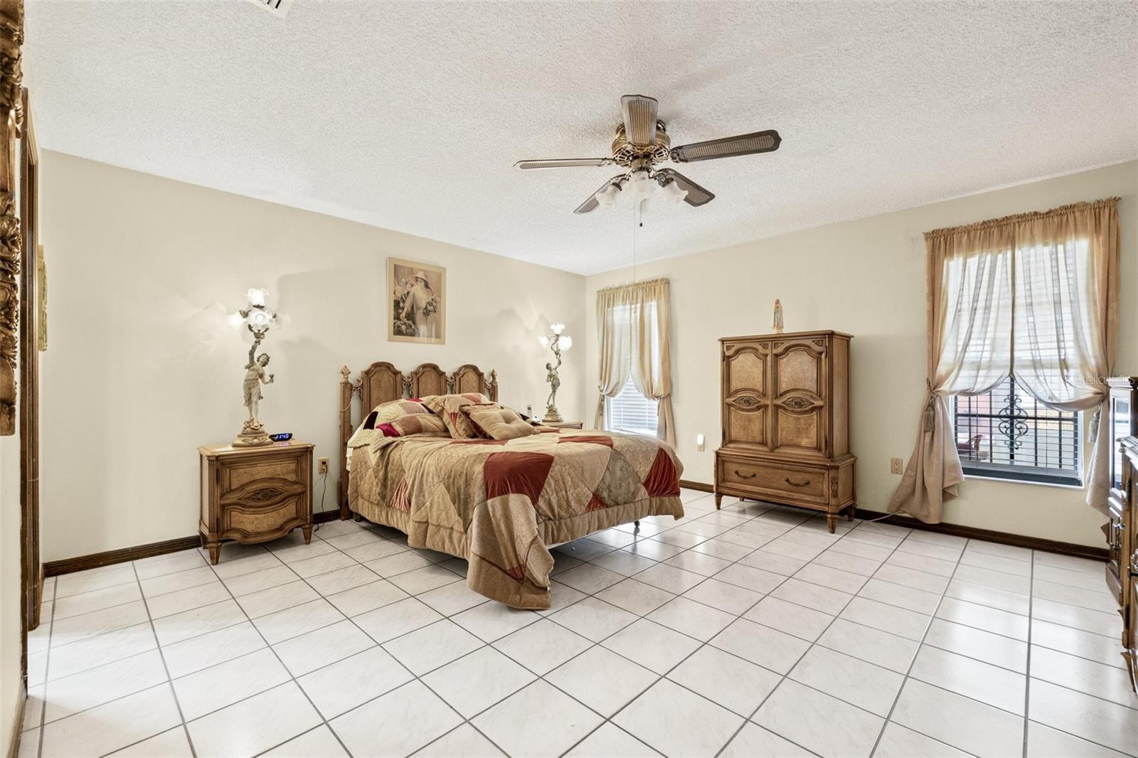 4701 KELLY RD