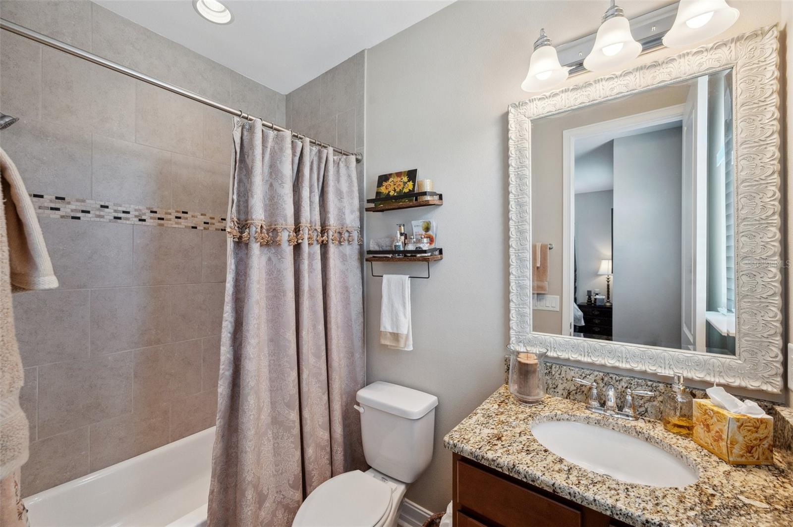 4043 EMPOLI CT