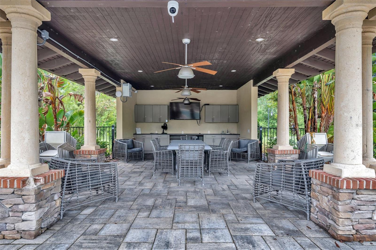 4043 EMPOLI CT