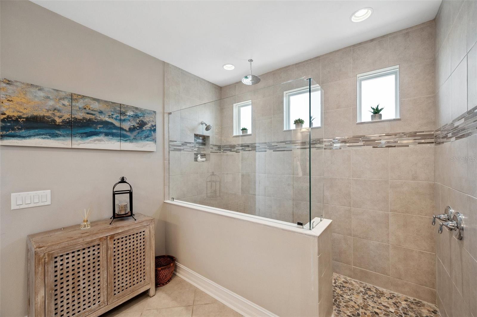 4043 EMPOLI CT