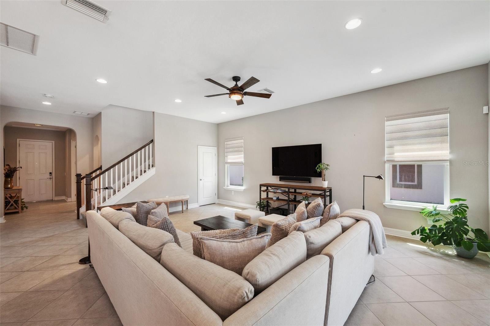 4043 EMPOLI CT