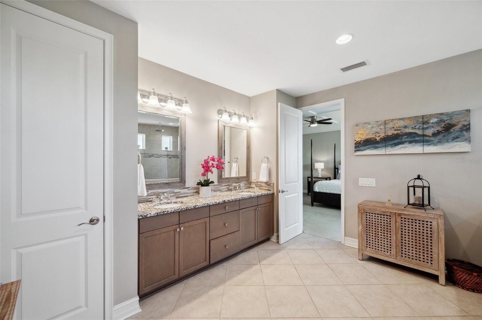 4043 EMPOLI CT