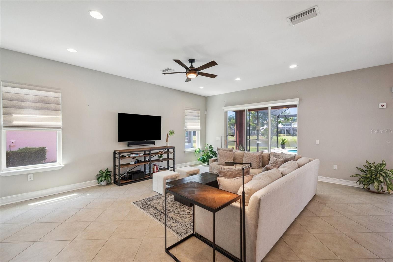 4043 EMPOLI CT