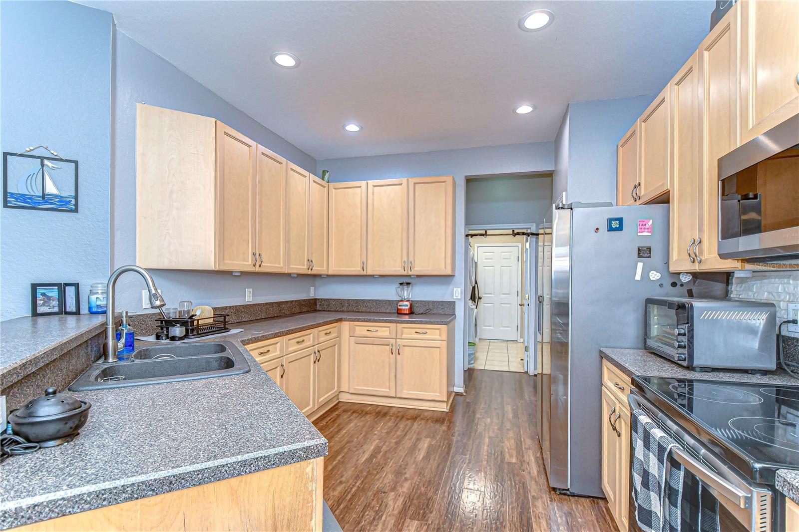 11427 LAUREL BROOK CT