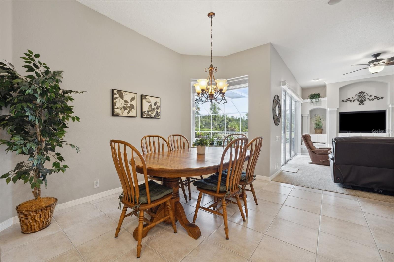 9348 DEER CREEK DR
