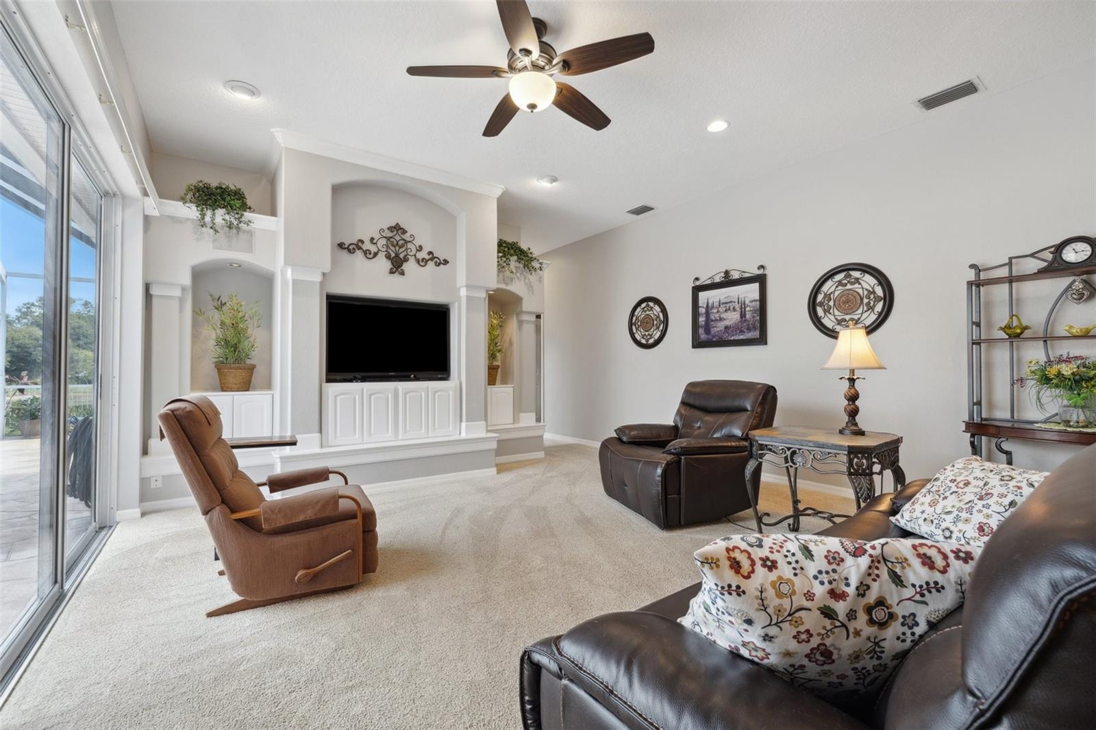 9348 DEER CREEK DR