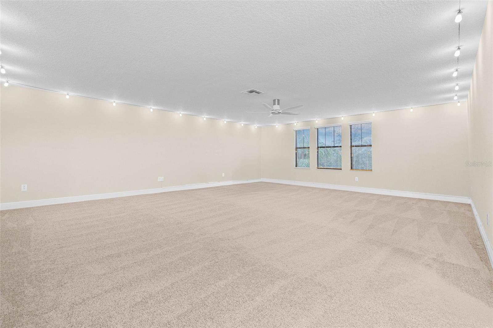 10707 PEGASUS VALLEY CT