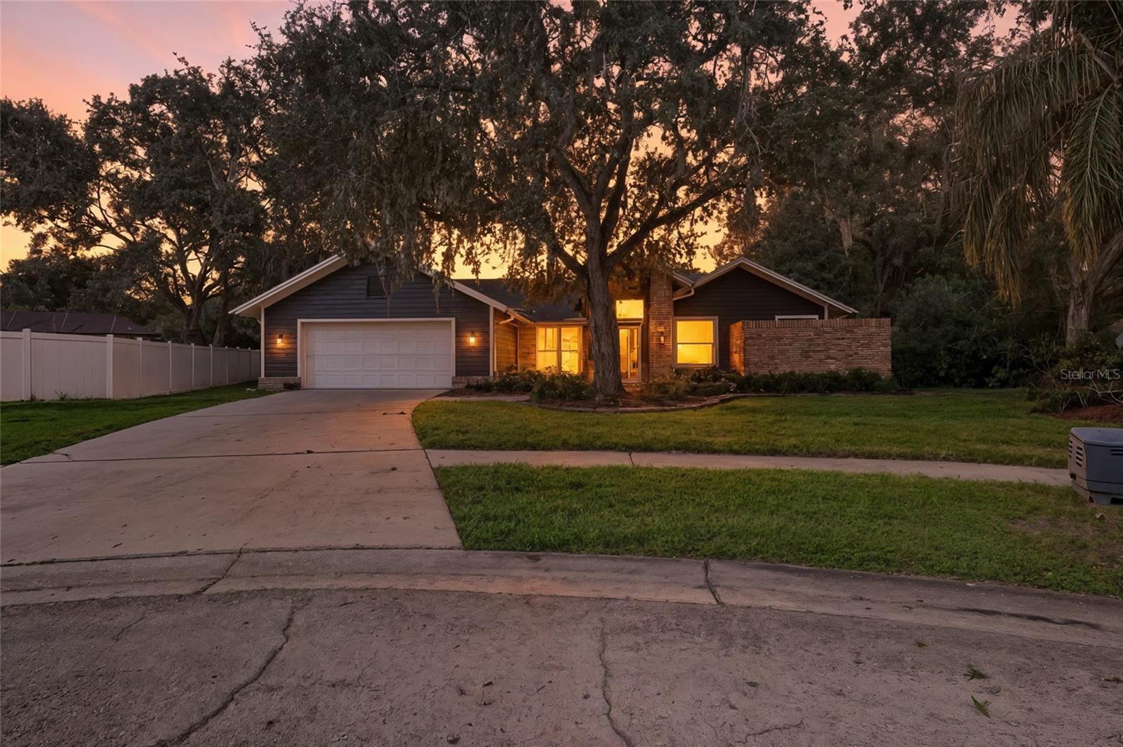 5201 IVES CT