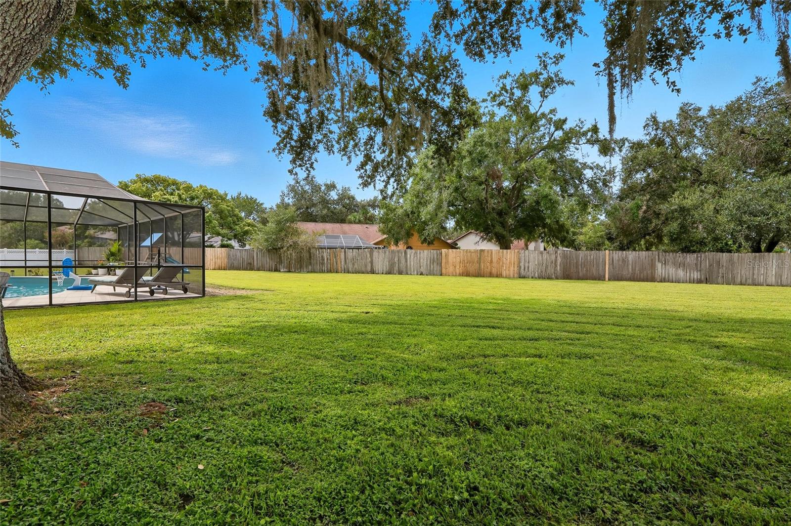 5201 IVES CT