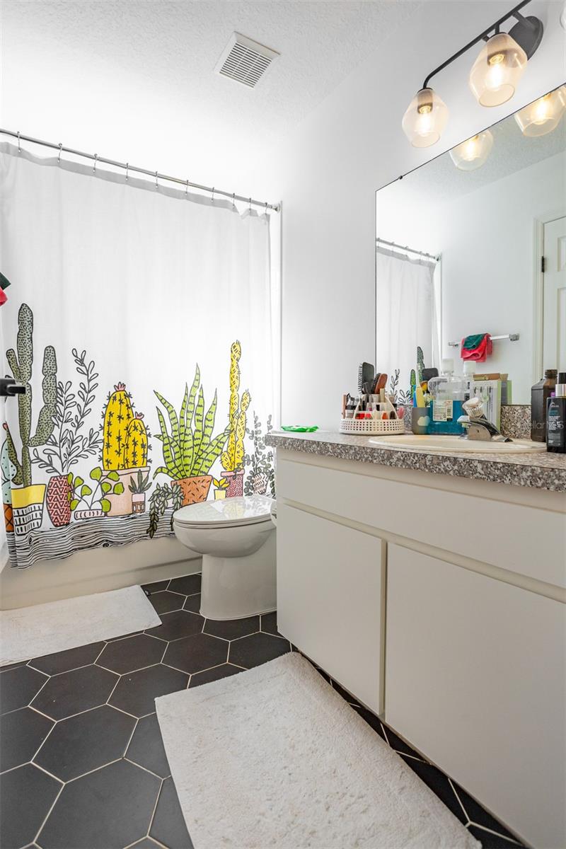 17708 NATHANS DR