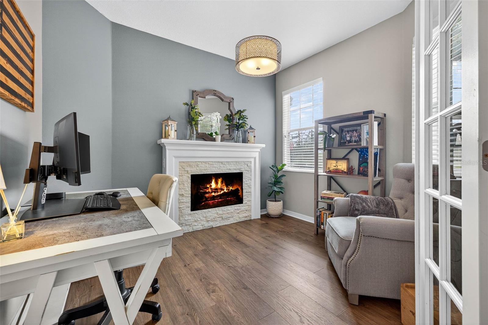 19204 STONE HEDGE DR