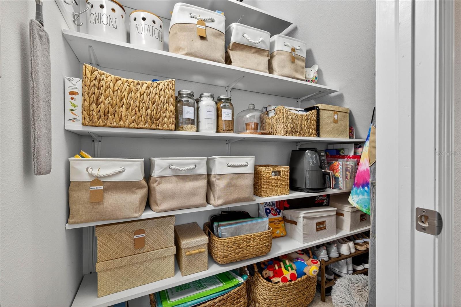 19204 STONE HEDGE DR