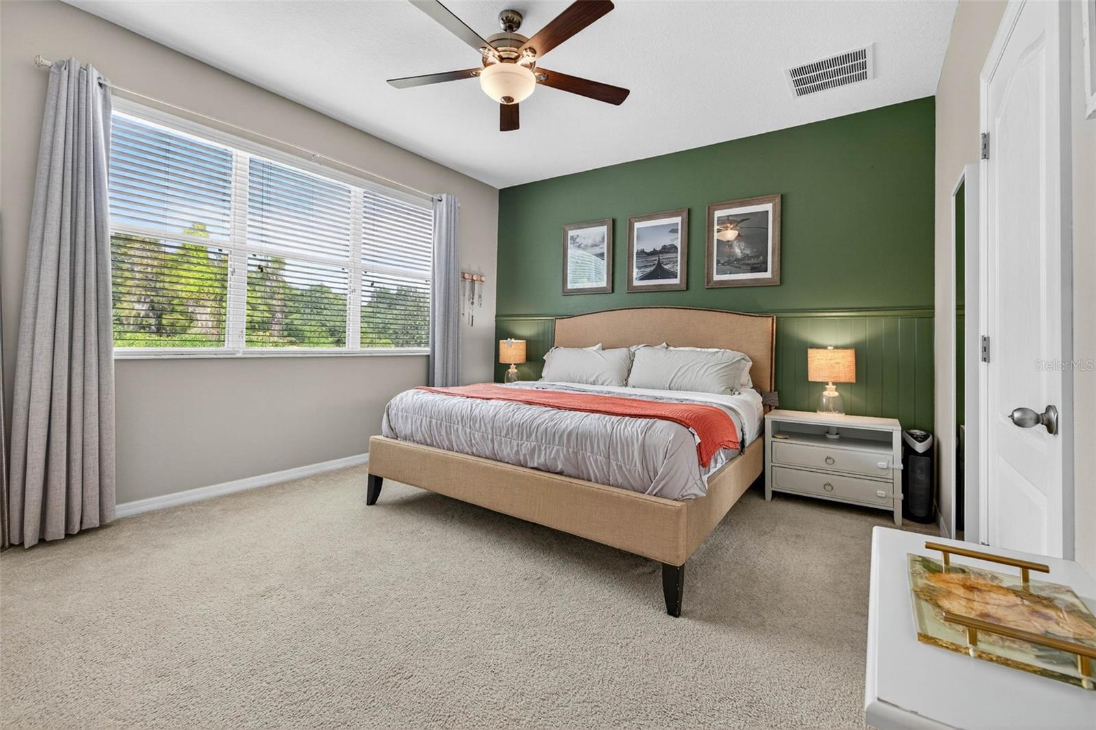 19204 STONE HEDGE DR